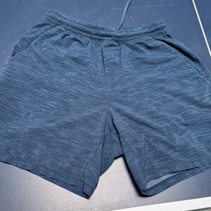 Men’s Lululemon athletic shorts S